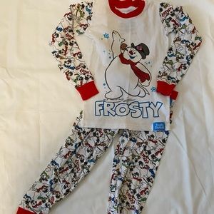 Christmas pj’s size 6 good condition